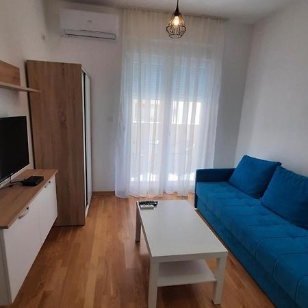 포드고리차 Apartman Seka 아파트 외부 사진